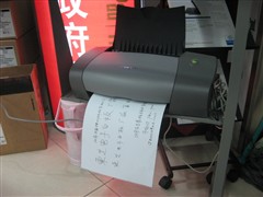 會打印的東芝白板 白板中的"戰斗機"