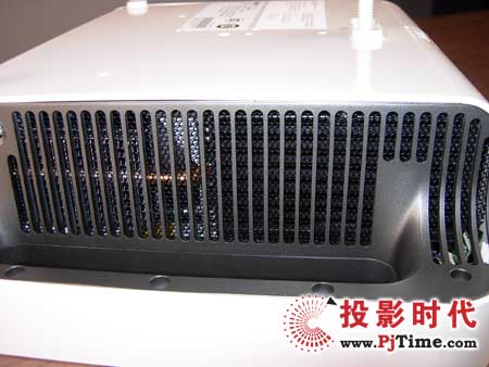 明基sp820商務(wù)投影機(jī)投影