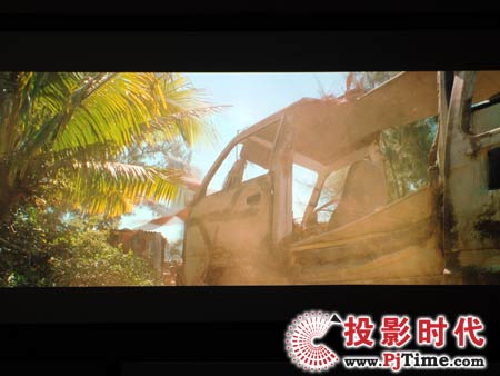 cŴʾcinetron HD-900 LCOSͶӰC{Ч