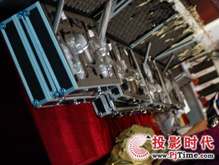 頂級品質(zhì) 天拓麥克風(fēng)閃亮專業(yè)音響展