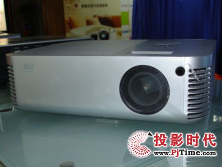 聯想T15投影機
