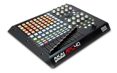 AkaiAPC40世界第一款AbletonLive軟件控制器