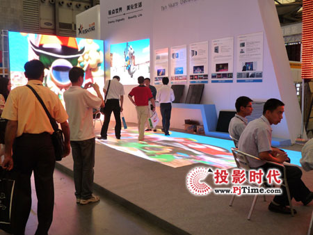 金立翔光電率隊參加上海國際廣告技術(shù)設(shè)備展