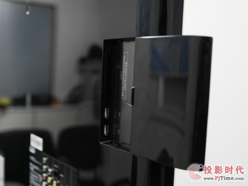 |TCL L46X10FDE液晶電視:接口及遙控器詳解