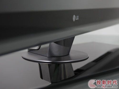 LG 42SL90QD液晶電視:超薄無邊框外觀設計