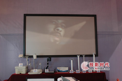 江蘇紅葉亮相59屆中國教學儀器設備展