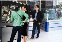 多點觸控液晶一體機在商業(yè)展會上的應用