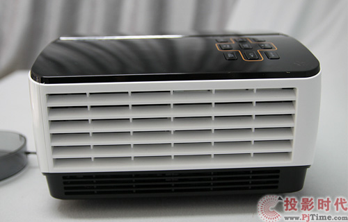 商教全能王  明基mp780 st互動投影機首測_弧形鋼琴烤漆外觀