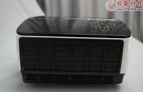 商教全能王  明基mp780 st互動投影機首測_弧形鋼琴烤漆外觀
