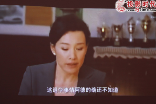 小尺寸大世界 宏碁U5200超短焦投影首測_小距離演繹精彩娛樂
