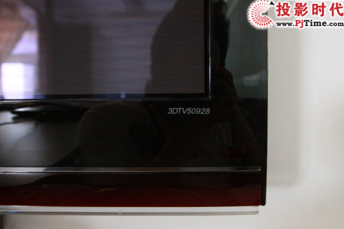 Ԛ¶ L3DTV50928xҕלy(c)_bc^،