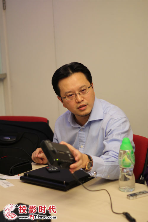 優派負責全球投影研發的PDS事業部副總經理許世鴻