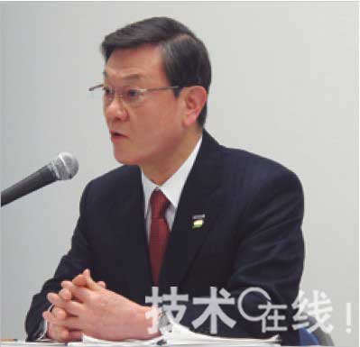 發布7800億日元純損失預測的松下代表董事社長大坪文雄
