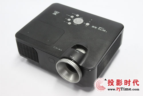 雅圖DX229側拍