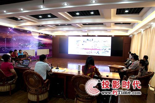 保定廣播電視大學用網真視頻會議產品
