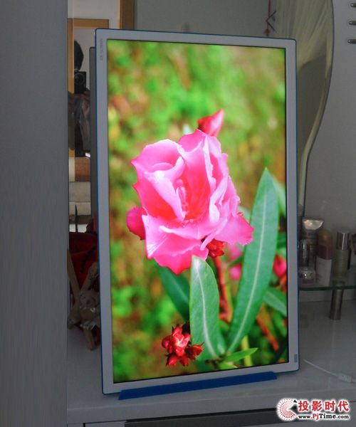親密接觸，探秘新品類：TCL“智屏”