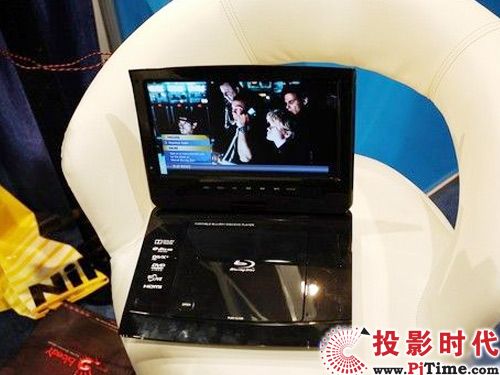  便攜式藍光播放器演示效果，畫質清晰。