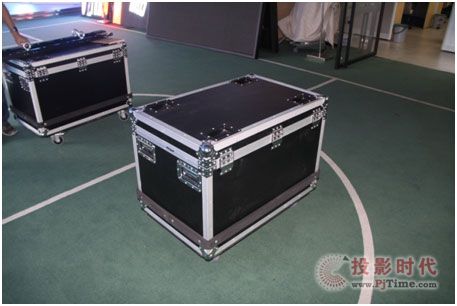 LED顯示屏行業最完美的舞臺租賃屏 Absen A5II