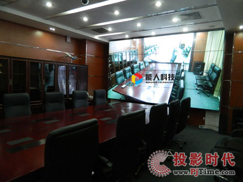 能人NEC超窄邊液晶拼接助力大學校園