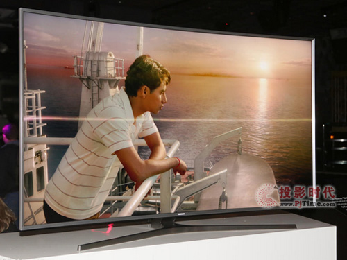小尺寸曲面電視SUHD TV JS9500系列成員