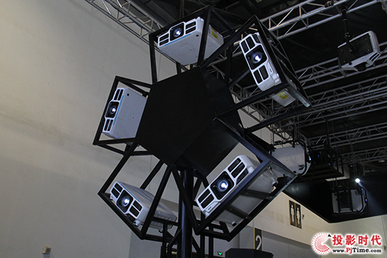 Infocomm 2016ͶӰC(j)ИI(y)Щc(din)@