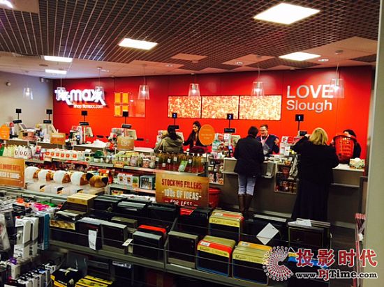 視頻墻提升TK Maxx慕尼黑旗艦店購物體驗