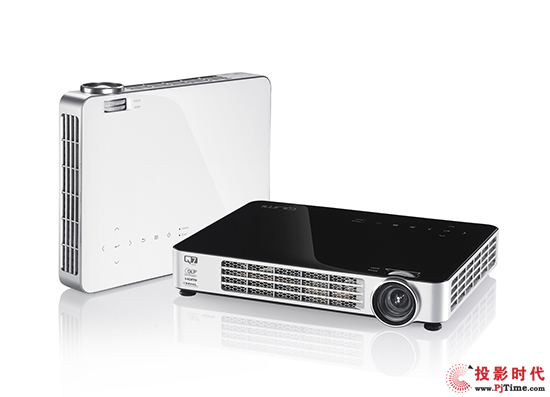 3臺Vivitek(麗訊)QUMI Q7 Plus開業當天的價格僅為2999元