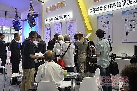 全新概念的LAVMNET龍網(wǎng)同傳智能演藝呈現(xiàn)系統(tǒng)