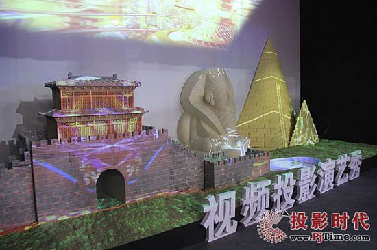 贏康楊英俊受邀在上海燈光音響展發(fā)表演講