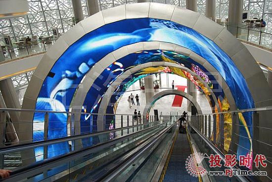 美凱龍2050暢想館環形創意顯示屏