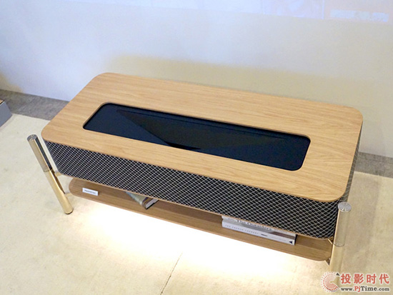 CES 2017：索尼展UX概念4K超短焦投影機新品