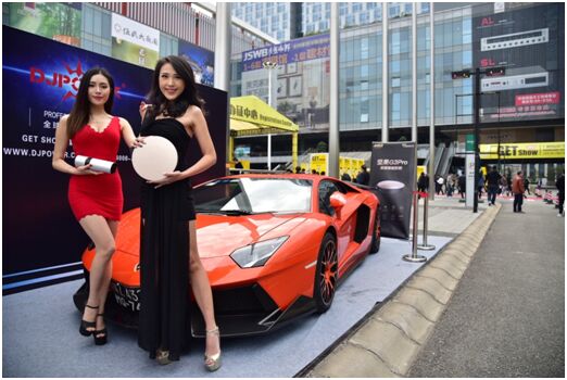 GETshow上的大驚喜 堅果把影院拎進了房車