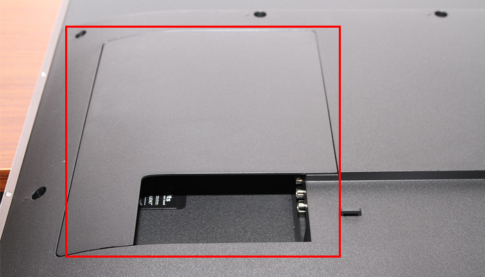 TCL 65C2劇院電視：接口設計