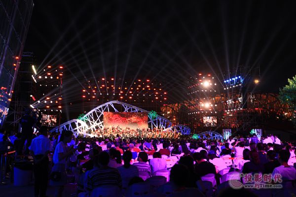 JBL VTX V12線陣列揚聲器亞洲首演