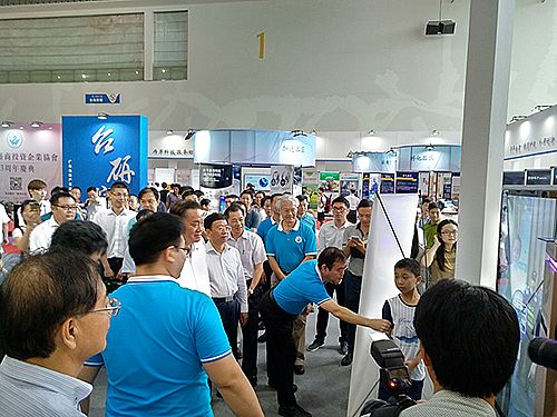 引力透鏡亮相惠州臺灣青年創新成果展