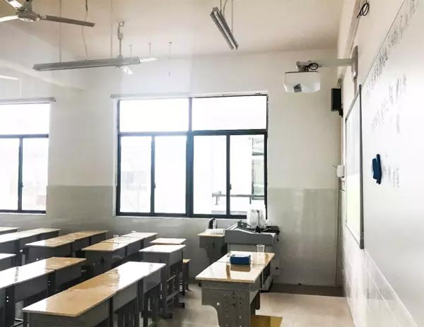走進“世界瑤都”來賓，卡西歐助力中小學信息化建設