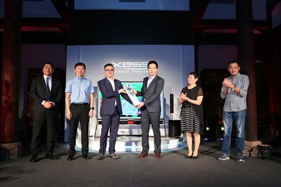 名流齊聚X6 XESS私人影院私品會，TCL以工匠之心彰顯大愛無疆