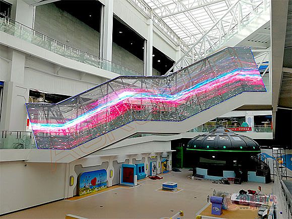 四邊形透明LED顯示屏
