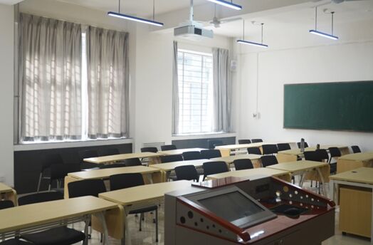 激”情夢想，躍然眼前——西安建筑科技大學用索尼P系列打造多樣教室