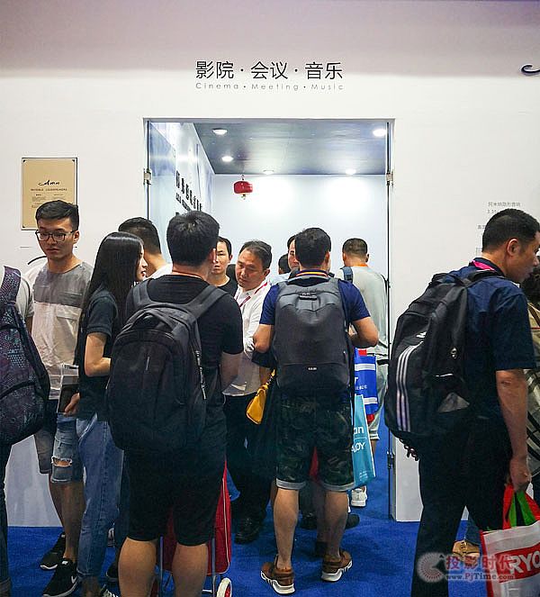 阿米納人氣旺盛