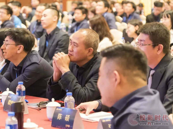 奧威亞創始人歐俊文：“承載榮耀、再創輝煌”