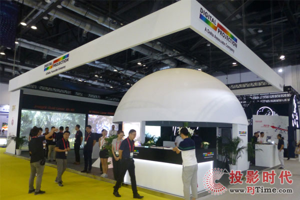 DP多款激光投影強勢出擊IFC2019 震撼全場