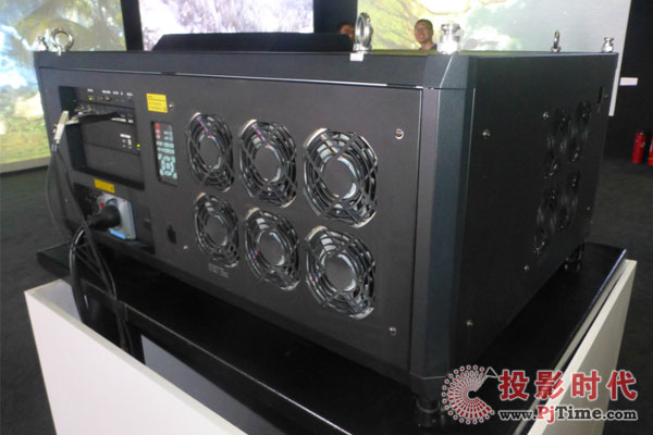 DP多款激光投影強勢出擊IFC2019 震撼全場