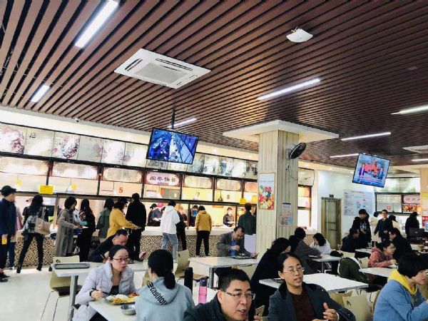 飛利浦商顯入駐高校 助力校園信息化