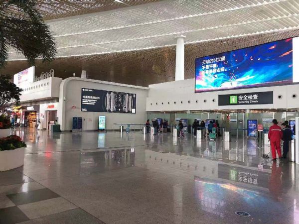 廈門機場T4候機樓啟用飛利浦商顯