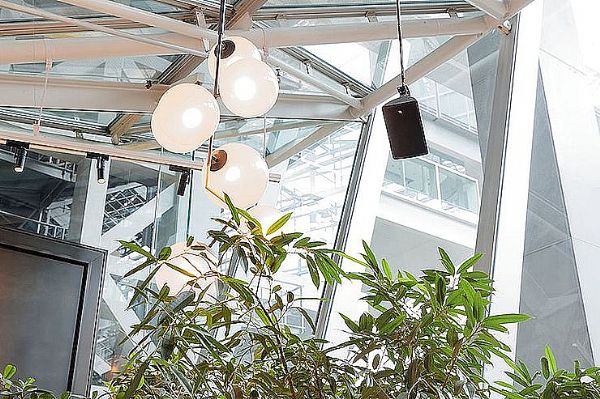 雅馬哈為800°Degrees 燃木餐廳提供音頻方案