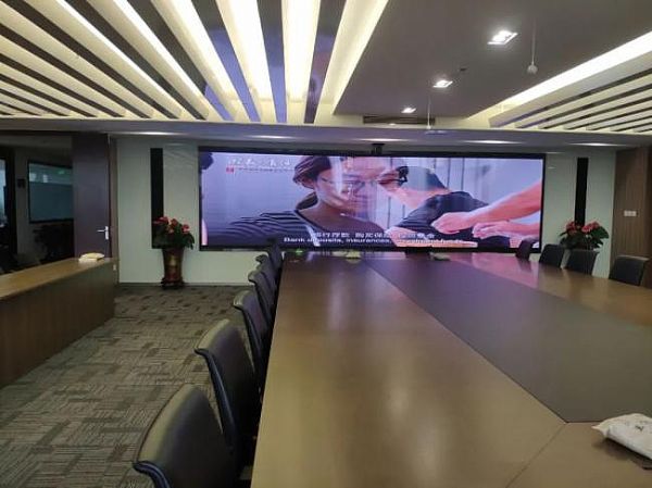 彩易達麒麟甲系列會議屏在國壽安保基金多功能會議室顯身手