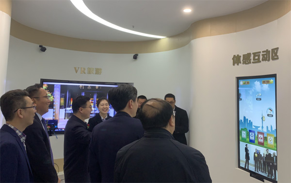 奧拓電子、高郵聯通 助力高郵首個5G銀行智慧生活館開業亮相