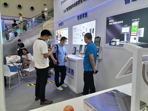 視美泰攜多系列商顯基礎部件、AI模組終端以及智慧商顯解決方案亮相ISVE