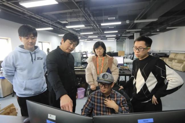 水晶石承制裸眼3D冰面投影首次亮相冬奧賽場